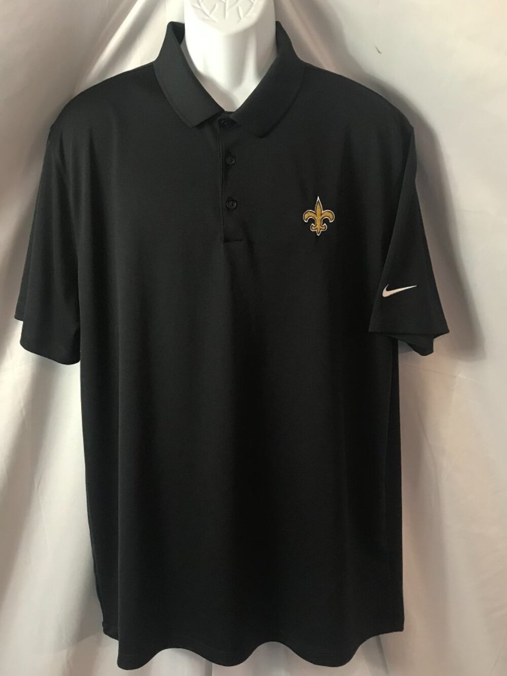 Nike New Orlean Saints NFL Black Activewear Athletic Sport Cut Polo Shirt